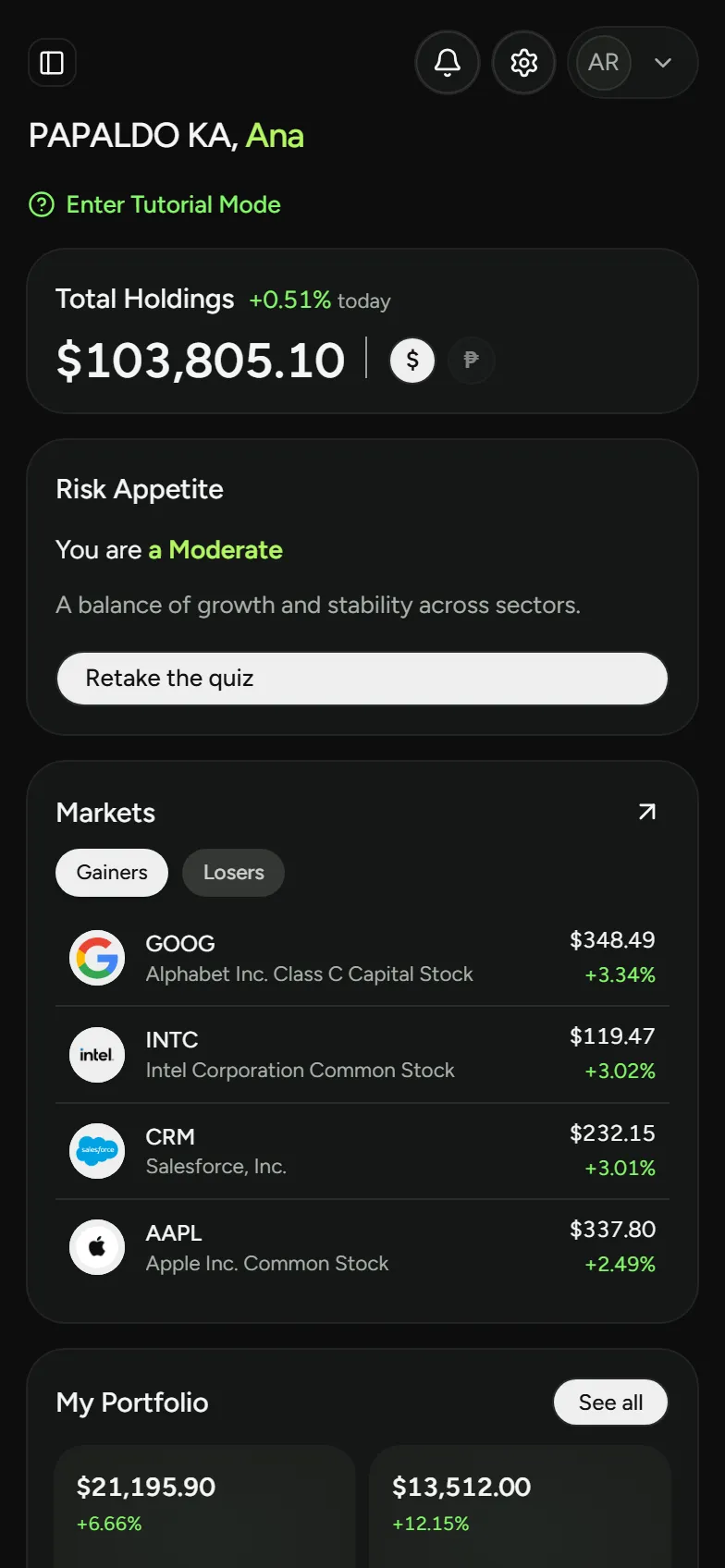 The Papaldo dashboard on a phone, for a sample account: total holdings, risk appetite and the day’s biggest movers.